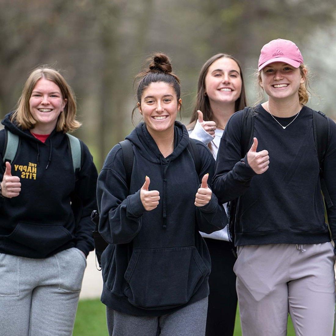 Wittenberg Students on Campus